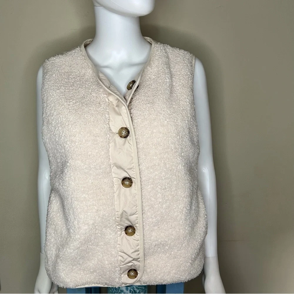 J.Crew Reversible Puffer Vest - Picture 4 of 9